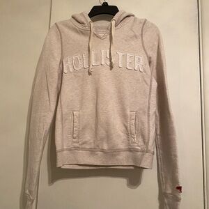 Hollister Women's Ivory Athletic Streetwear Cozy Pullover Hoodie Jacket, Medium